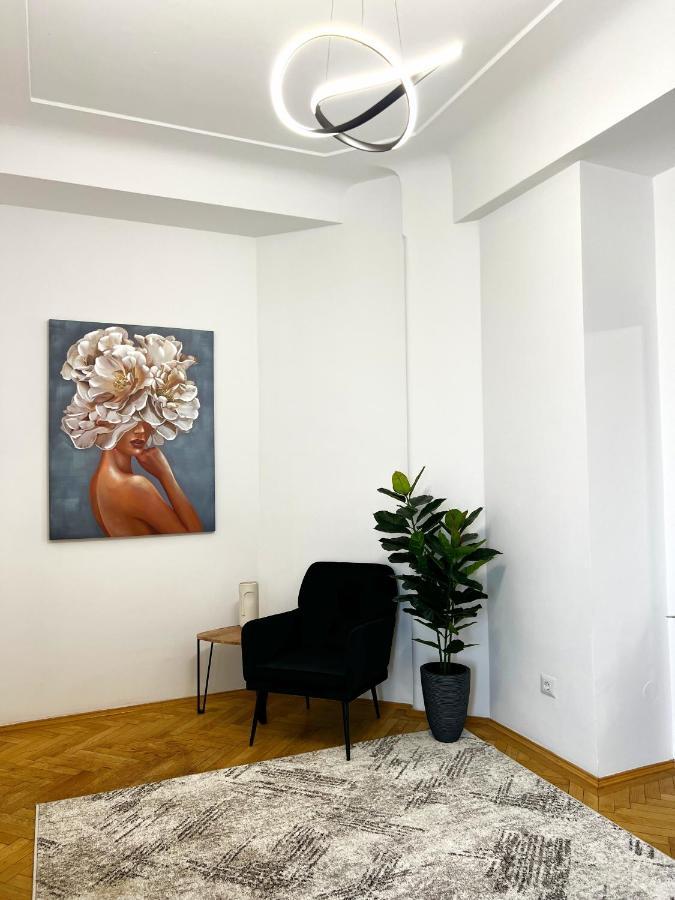 City View - Luxury Apartment - Sanador Victoriei Bucharest Exterior photo